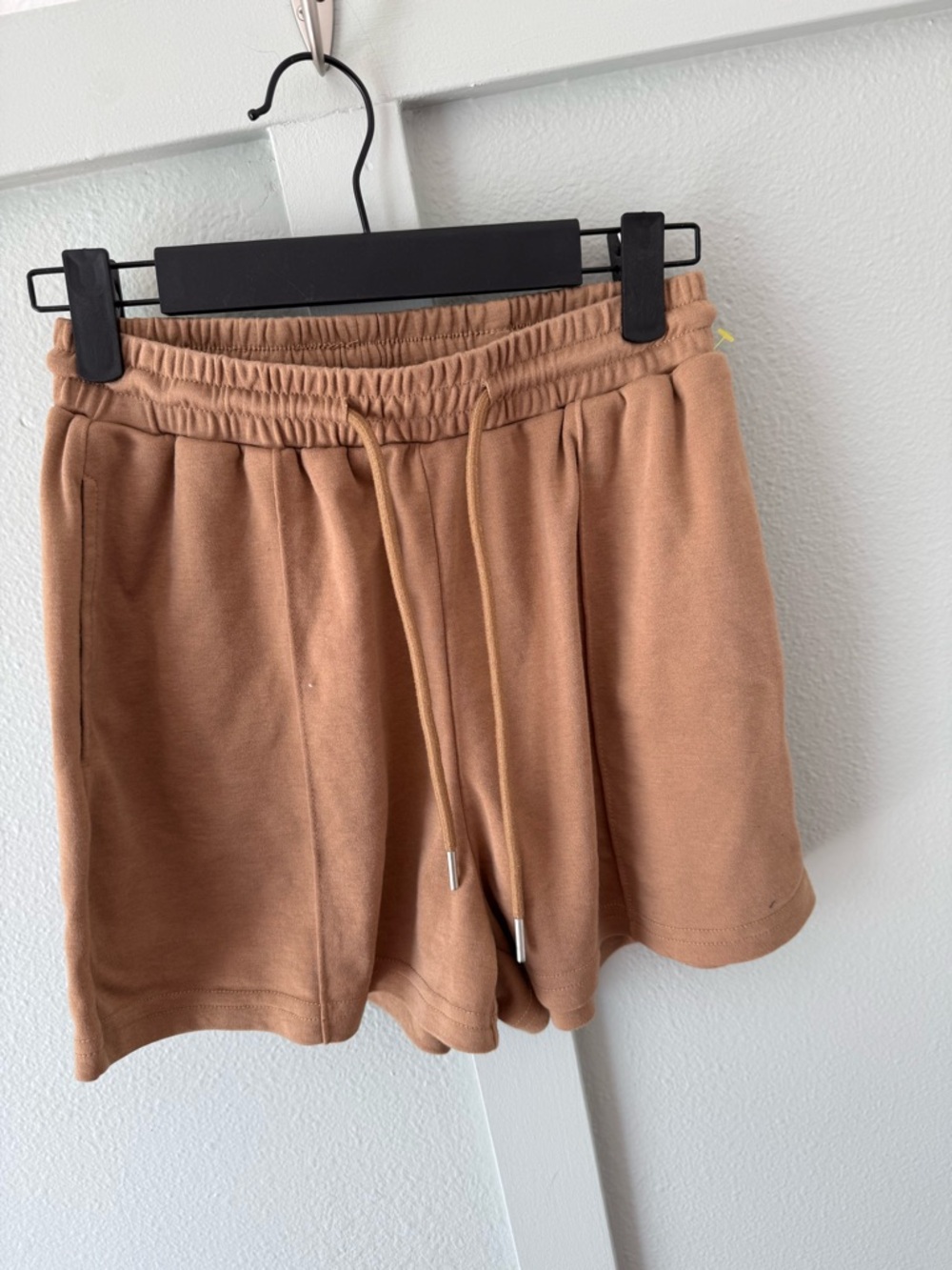 Cider Women's Drawstring Athletic Shorts in Tan